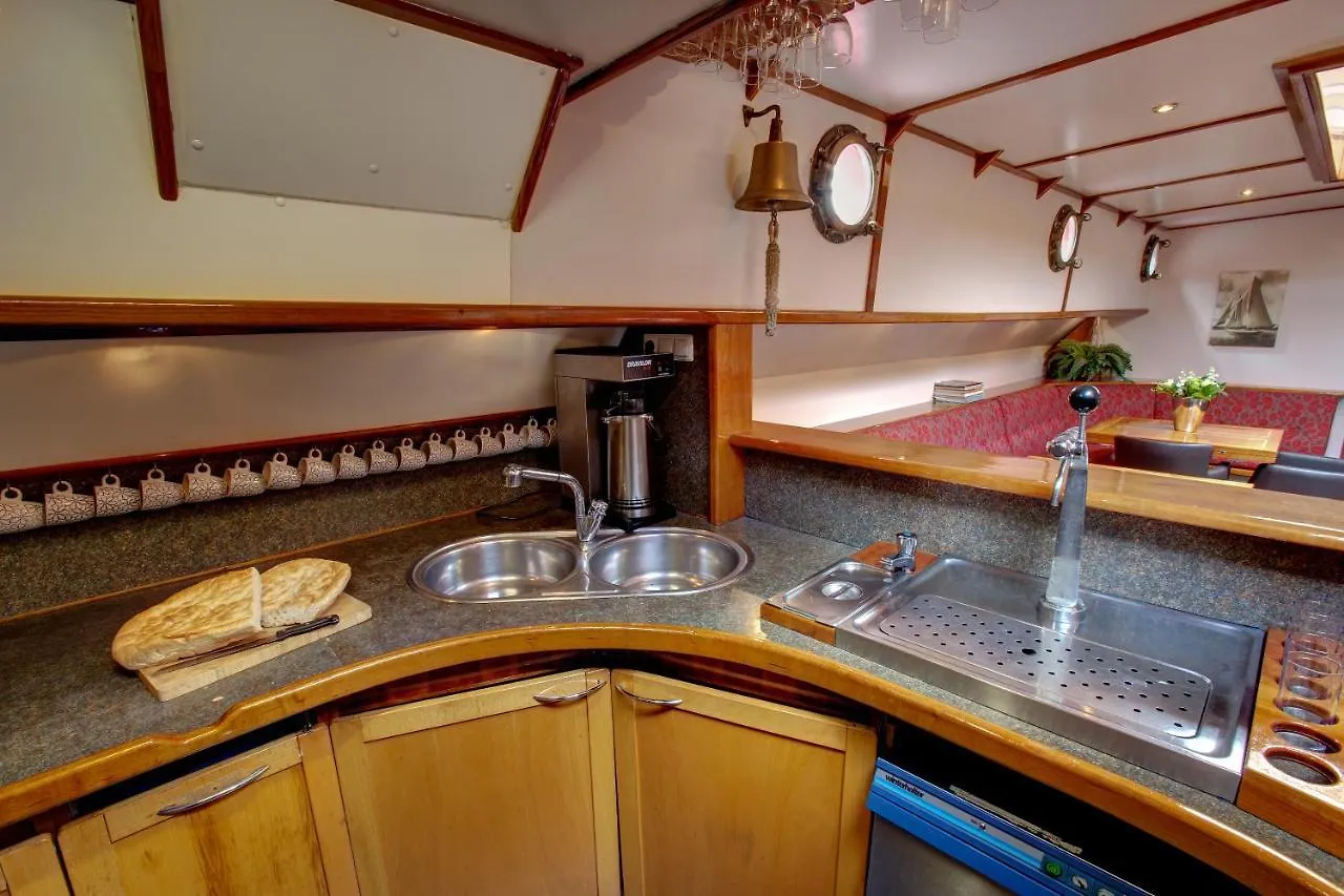 Auberge de jeunesse Liberté à Amsterdam 0*,